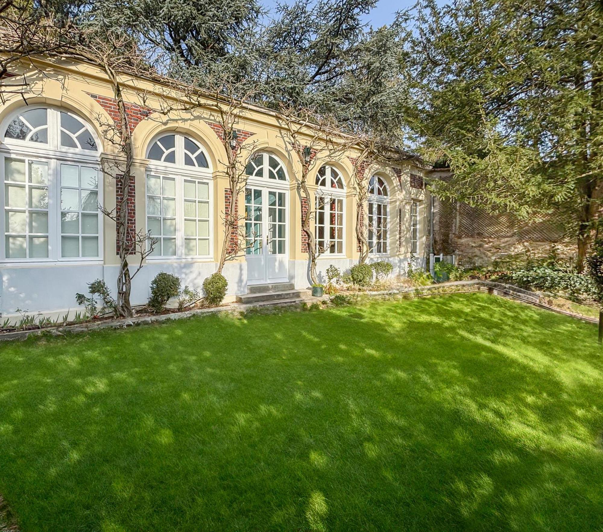 L'Orangerie White Palacio แวร์ซาย ภายนอก รูปภาพ