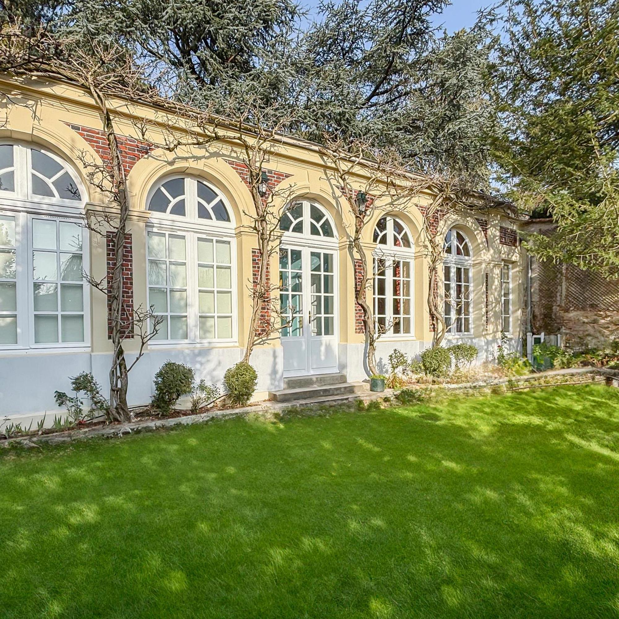 L'Orangerie White Palacio แวร์ซาย ภายนอก รูปภาพ